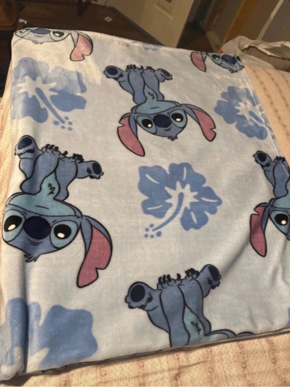 Kids Blue Stitch Print Blanket - Disney Character Style